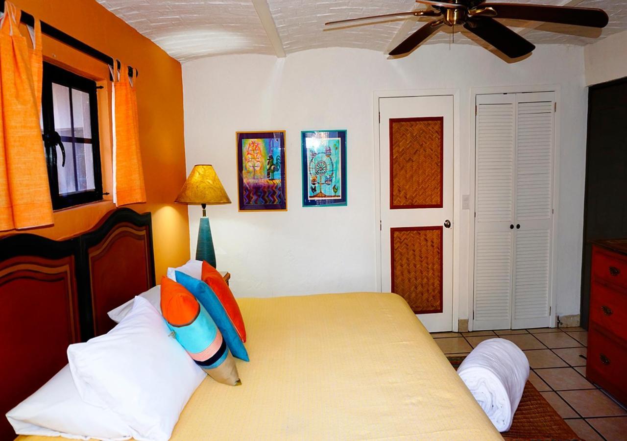 Casa Del Sol Inn アヒヒク エクステリア 写真