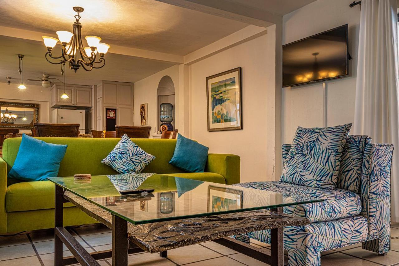 Casa Del Sol Inn アヒヒク エクステリア 写真