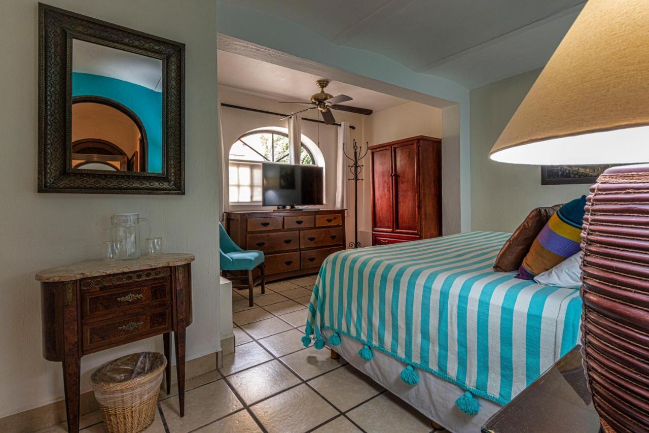 Casa Del Sol Inn アヒヒク エクステリア 写真