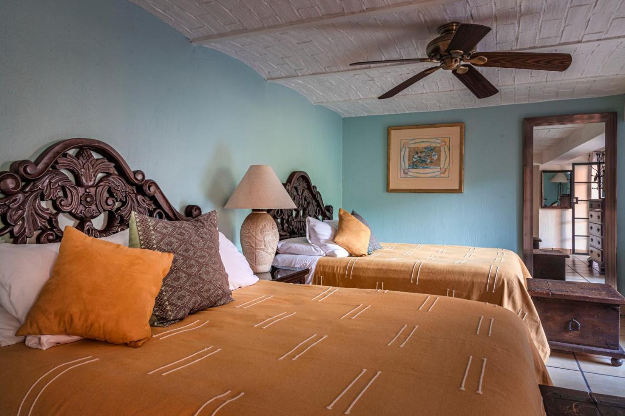 Casa Del Sol Inn アヒヒク エクステリア 写真